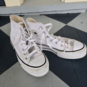 Converse Classic White High-Tops